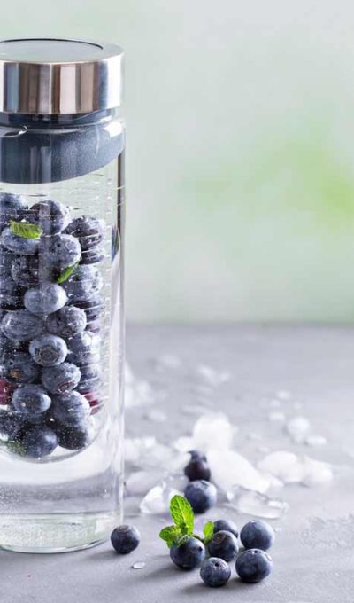 Infused water with mint and blueberries